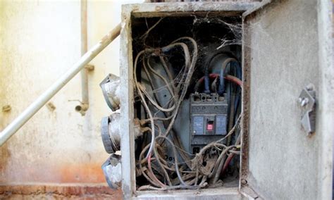 breaker at electric box bad|can a circuit breaker fail.